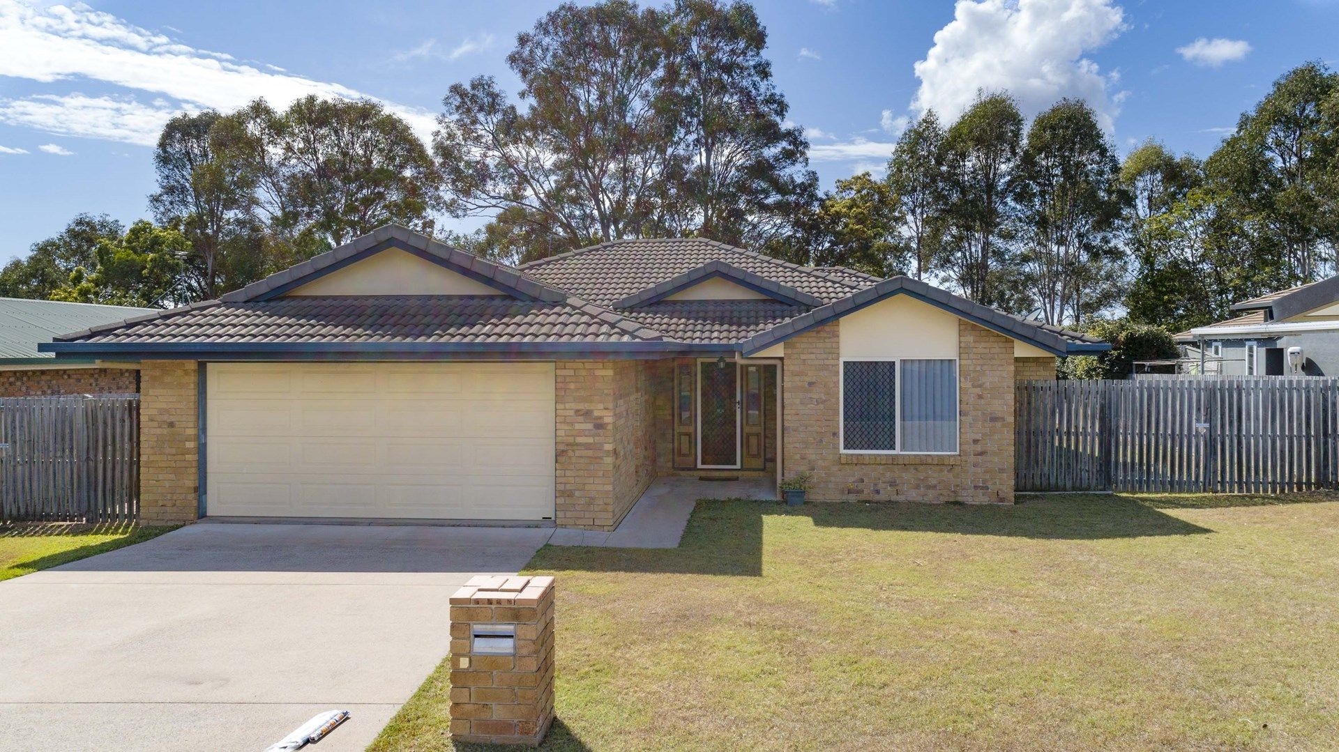 28 Ian Ave, Kawungan QLD 4655, Image 1