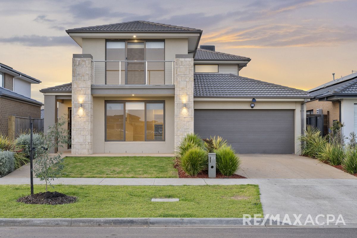 5 bedrooms House in 23 Semblance Drive TARNEIT VIC, 3029