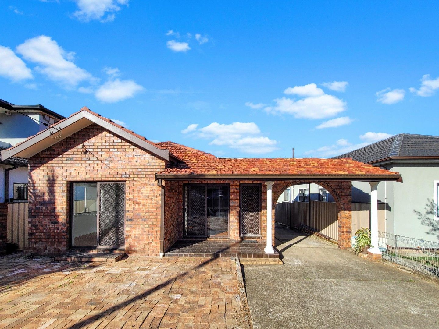 4 bedrooms House in 19 Gosling Street GREENACRE NSW, 2190