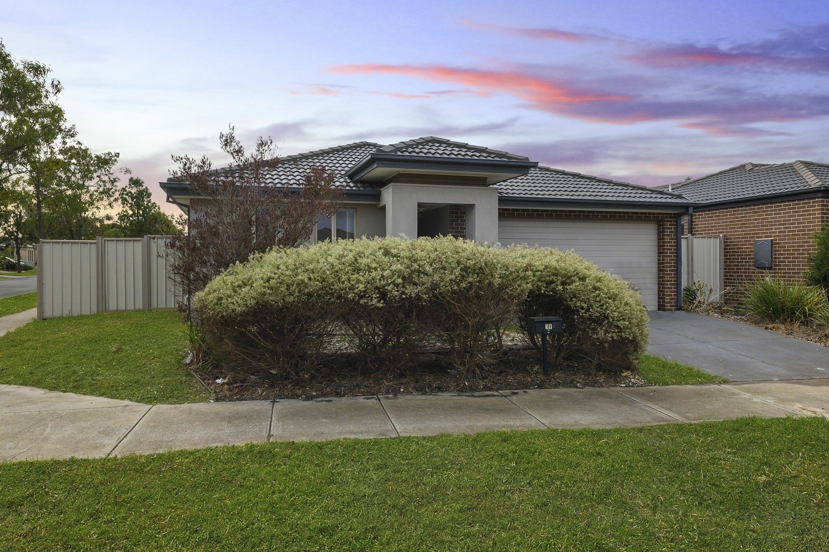 19 Riverina Blvd, Brookfield VIC 3338, Image 0