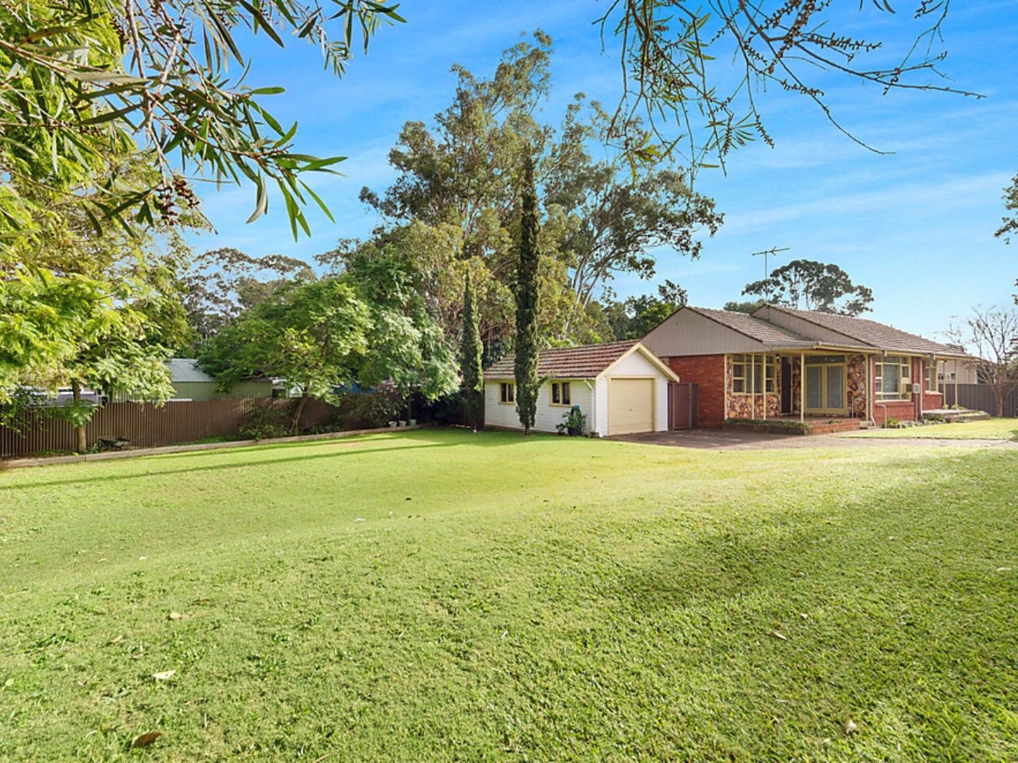 2 Lynwood Avenue, Doonside NSW 2767, Image 0