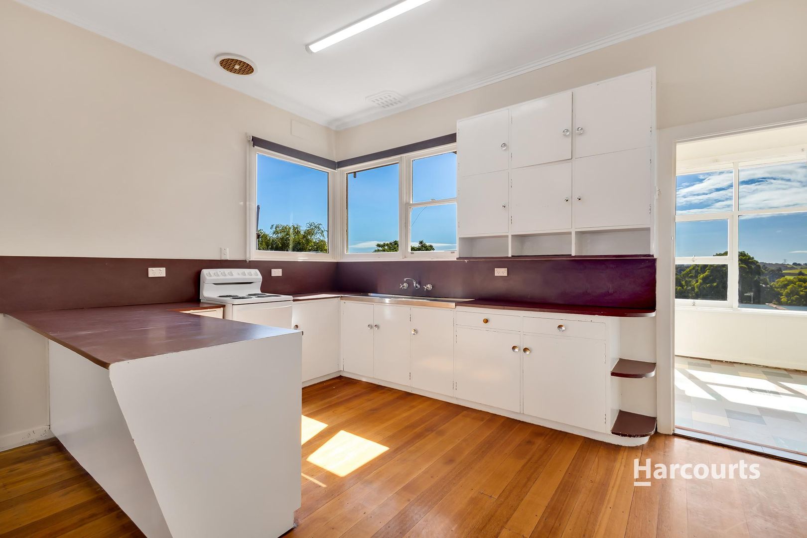 229 Mount Street, Upper Burnie TAS 7320, Image 2