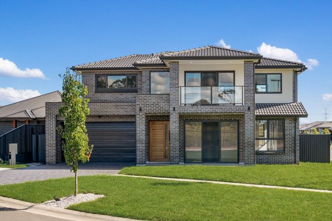 Picture of 52 Firewheel Circuit, GREGORY HILLS NSW 2557