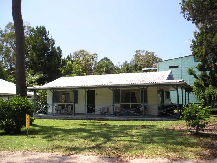 23 Innes Street, Coochiemudlo Island Property History & Address