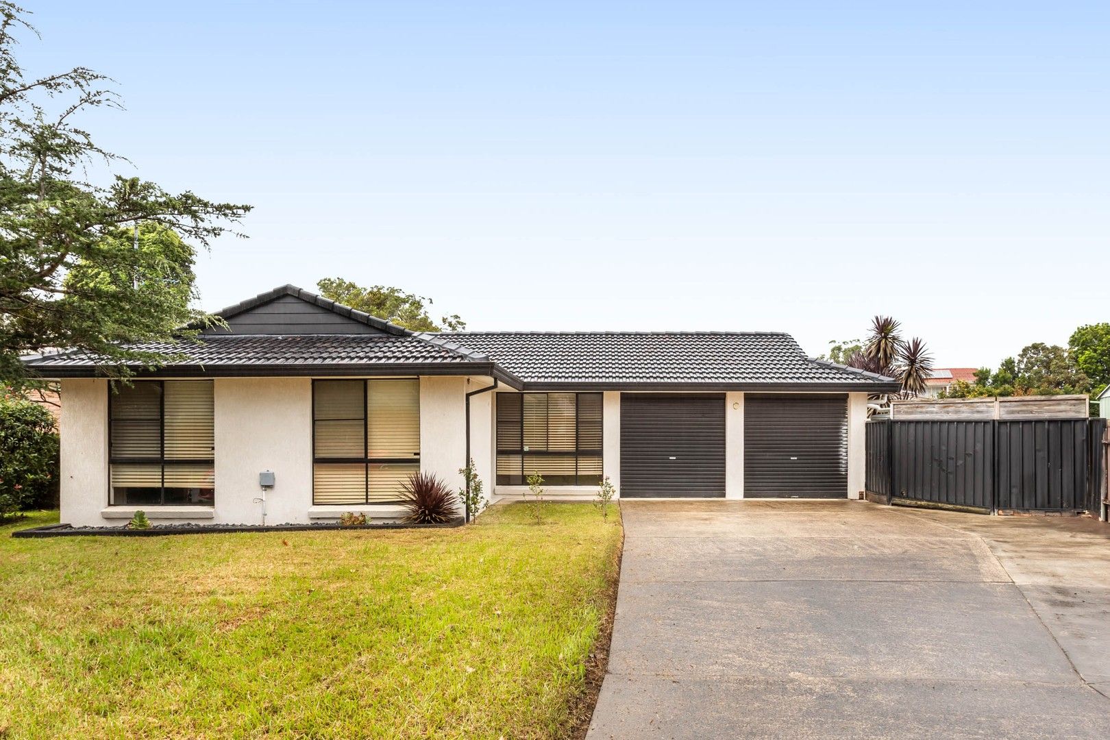 47 Huxley Drive, Horsley NSW 2530, Image 0