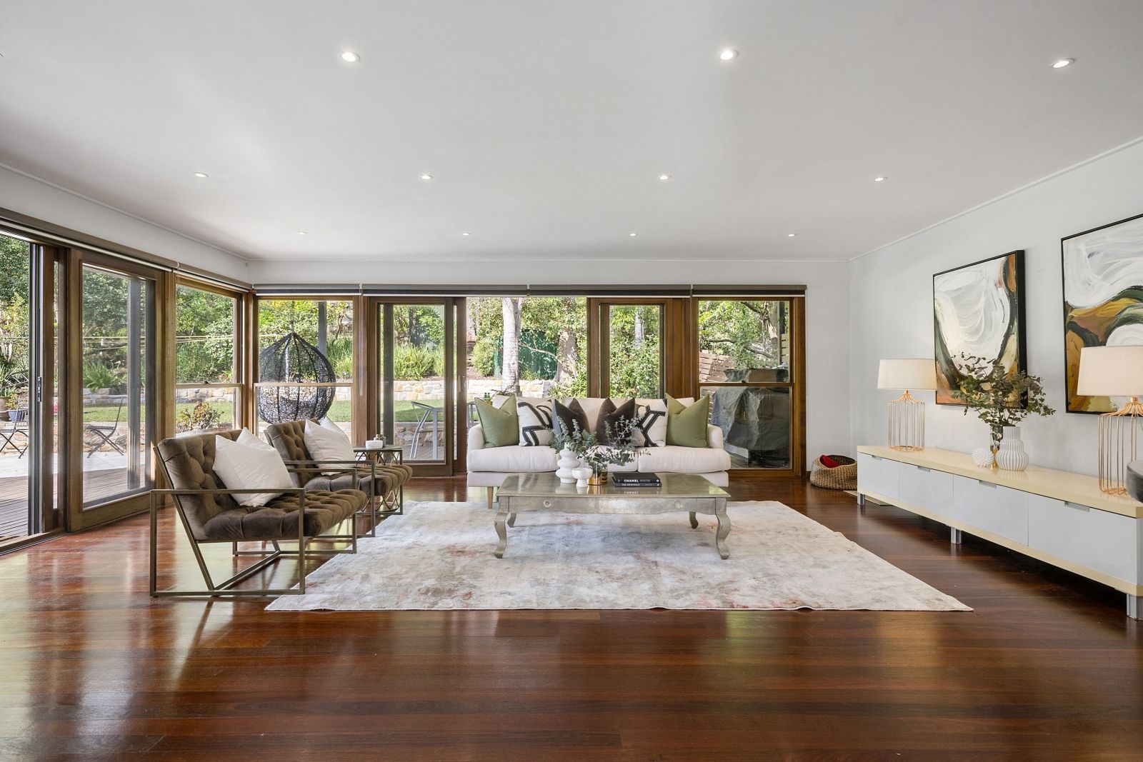 16 Gloucester Avenue, West Pymble NSW 2073, Image 2