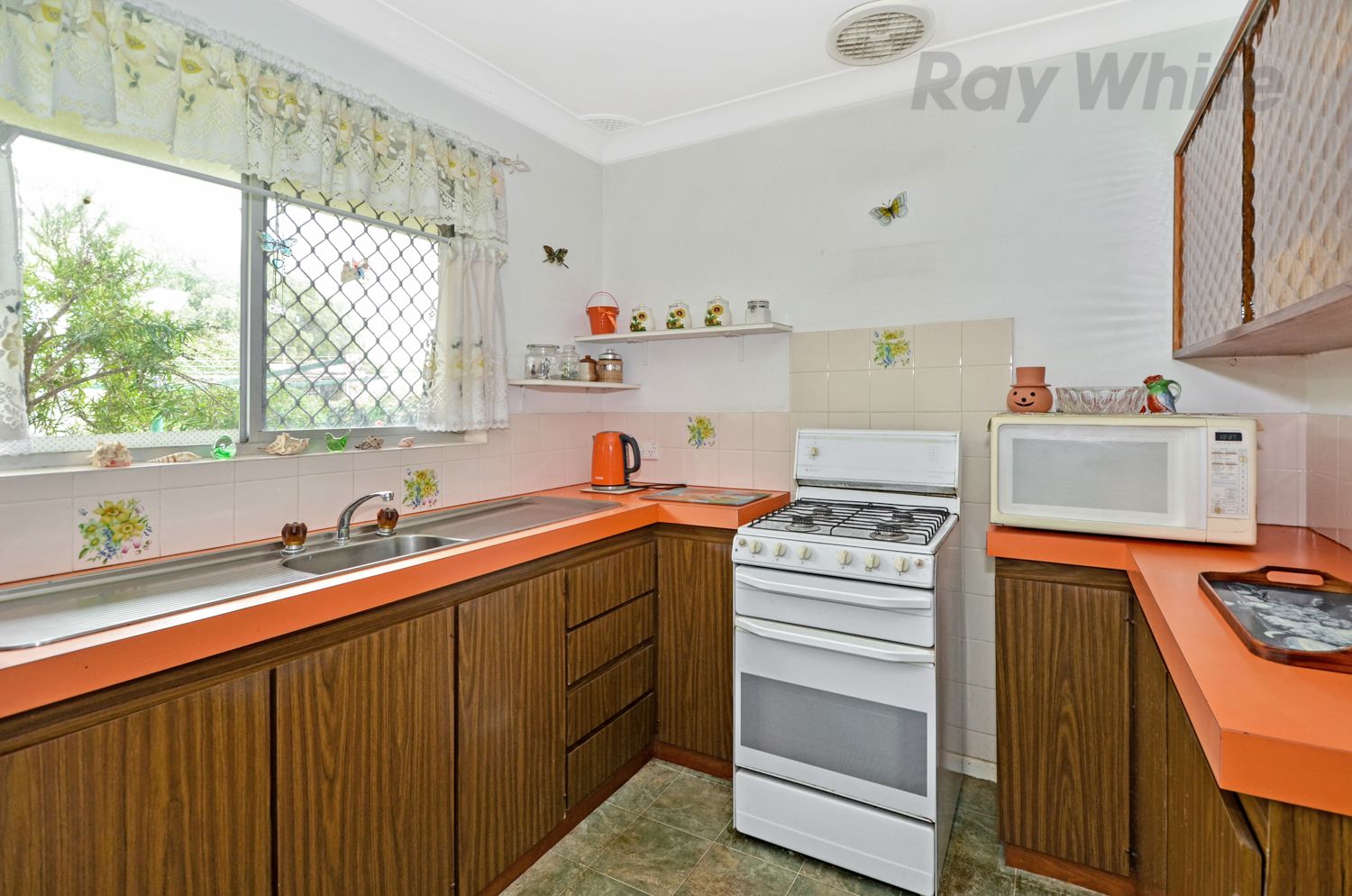 1/3 Stewart Street, Mira Mar WA 6330, Image 2