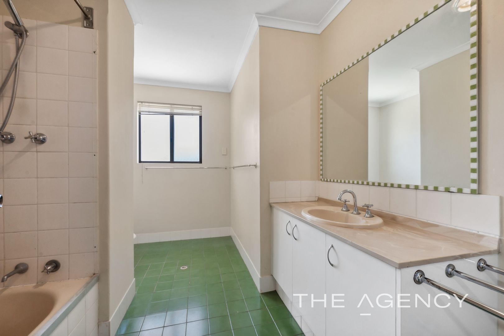 26/309 Harborne Street, Glendalough WA 6016, Image 2