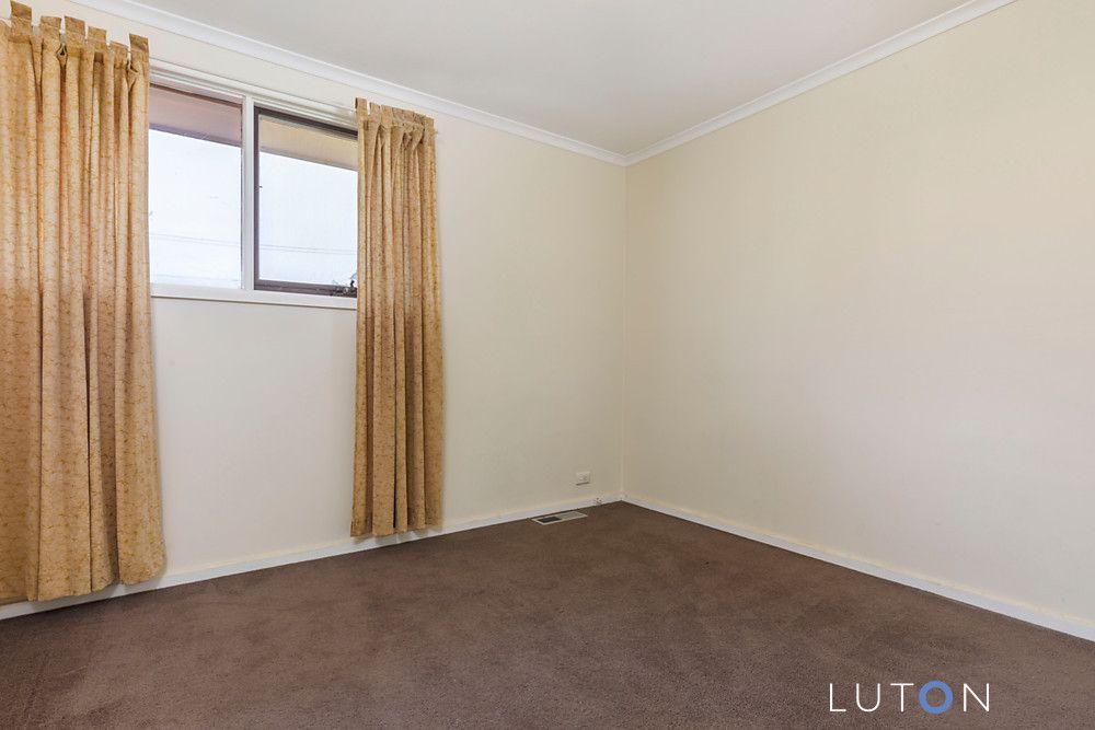 4 Fyfe Place, Wanniassa ACT 2903, Image 2