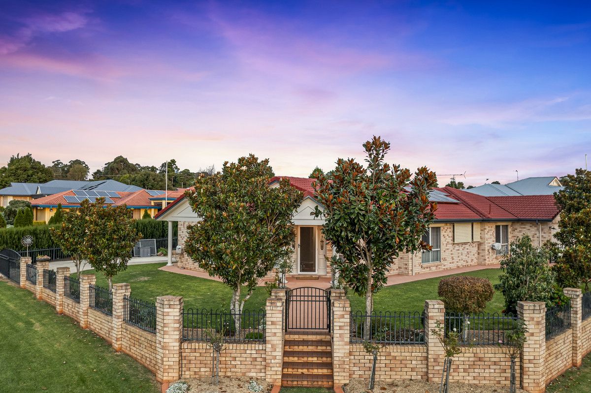 12 Snapdragon Street, Middle Ridge QLD 4350, Image 0