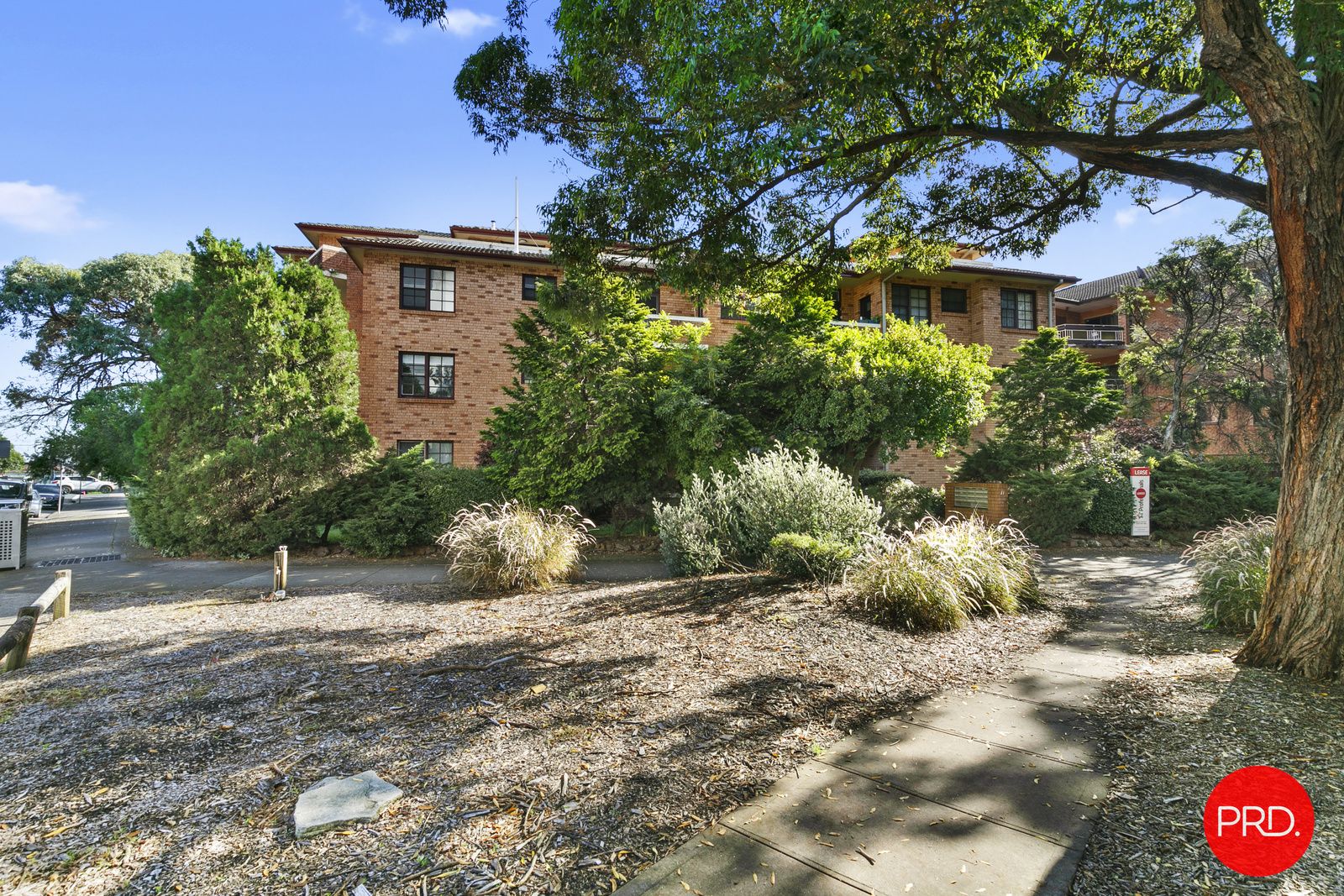 2 bedrooms Apartment / Unit / Flat in 3/11 Gray Street KOGARAH NSW, 2217