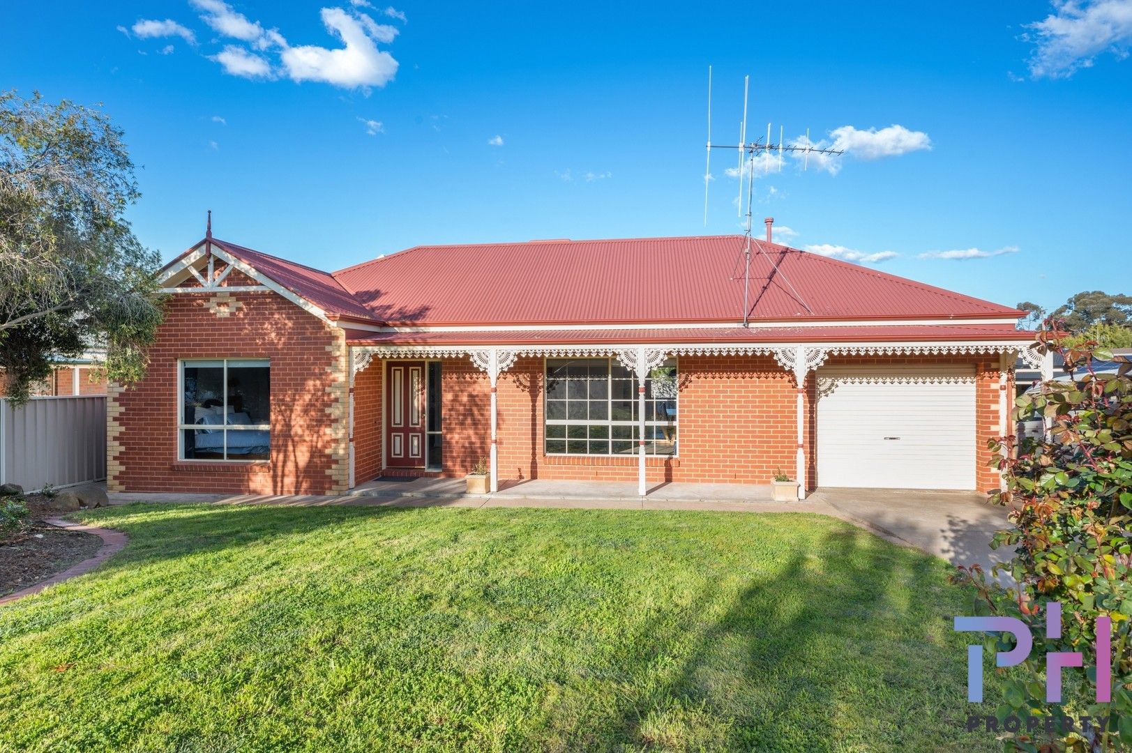 1 Sedgwick Close, Kennington VIC 3550, Image 0