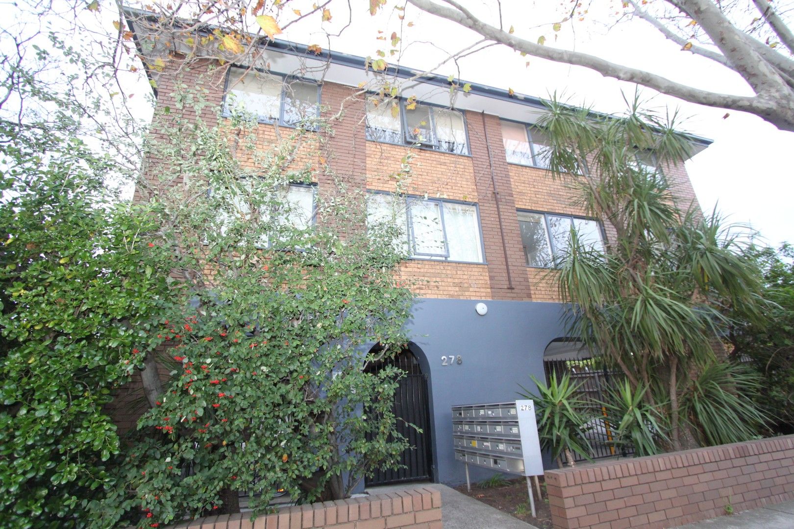 1 bedrooms Apartment / Unit / Flat in 18/278 Barkly Street ELWOOD VIC, 3184