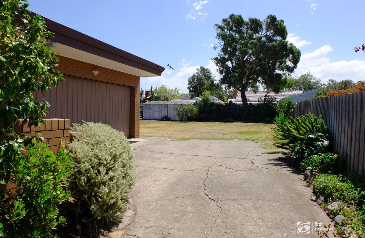 11 Power Street, Bairnsdale VIC 3875, Image 2