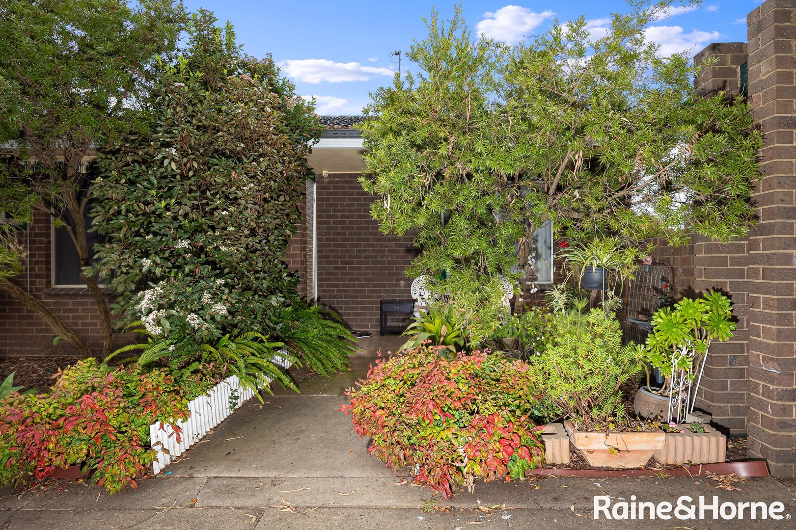 1-3, 2 Hawkes Place, Tolland NSW 2650, Image 1