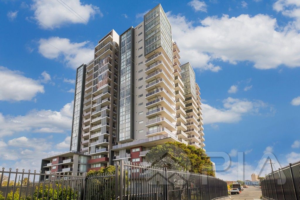 2 bedrooms Apartment / Unit / Flat in 6 East Street GRANVILLE NSW, 2142