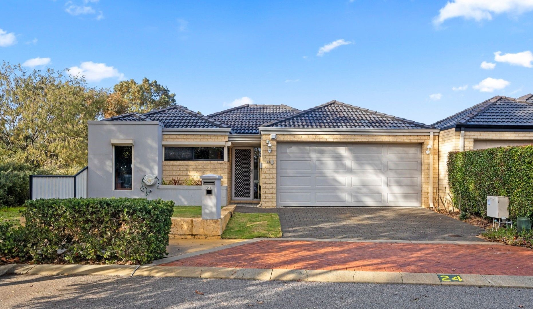 3 bedrooms House in 24 Yaroomba Place CLARKSON WA, 6030