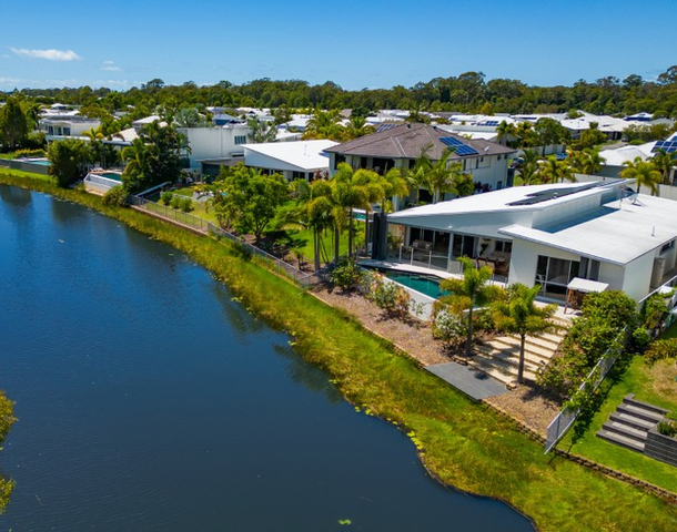 14 Flitcroft Place, Pelican Waters QLD 4551