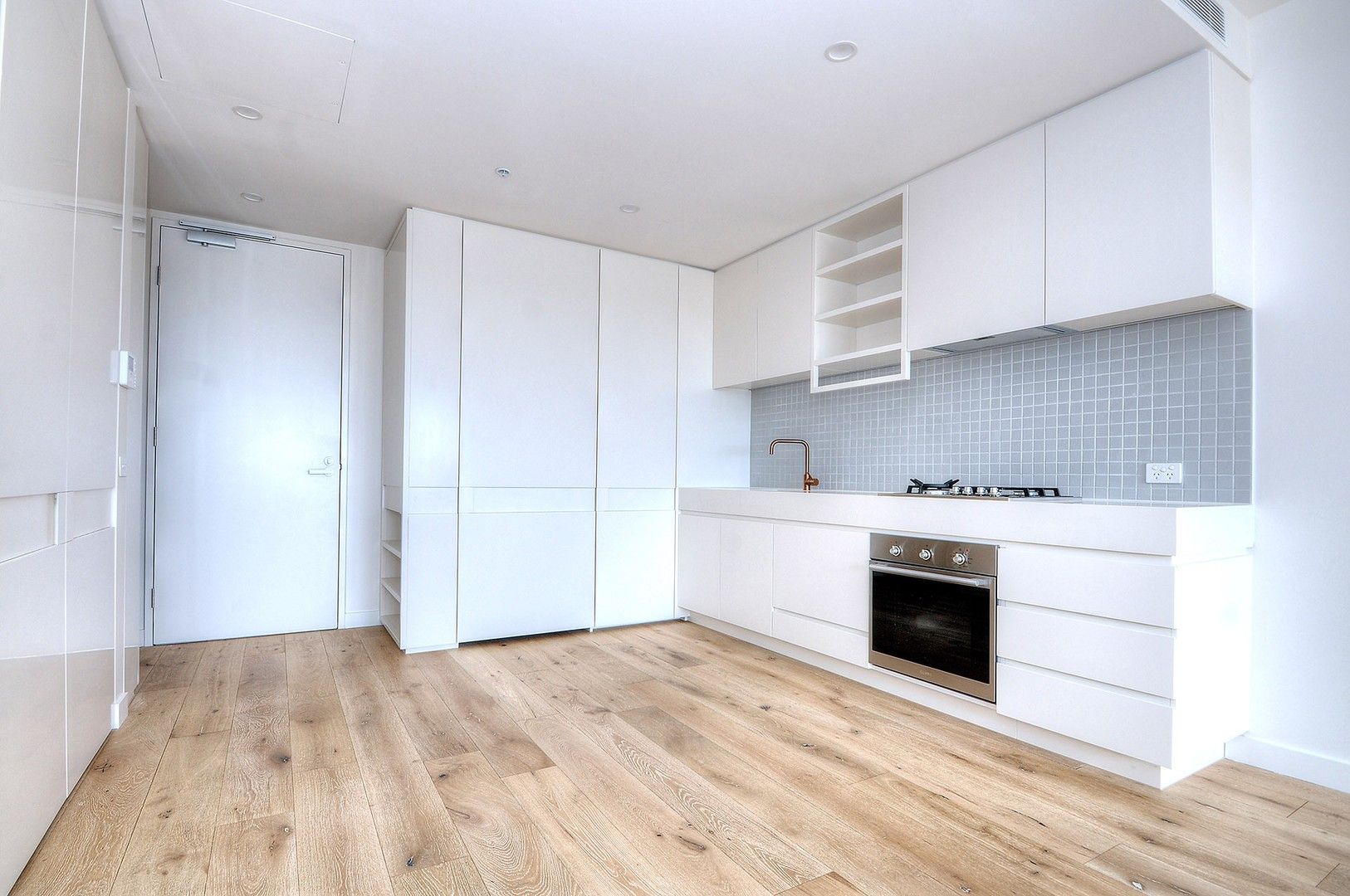 2 bedrooms Apartment / Unit / Flat in 1214/52 O'Sullivan Road GLEN WAVERLEY VIC, 3150