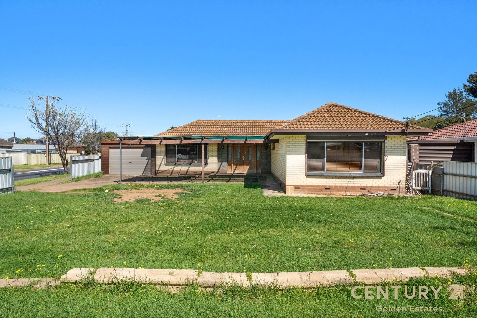Sold 28 Lancaster Avenue, Parafield Gardens SA 5107 on 09 Oct 2023 2018765917 Domain