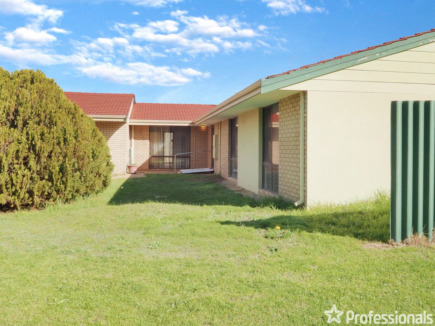 3 Kingsley Drive, Kingsle Property History & Address Research Domain