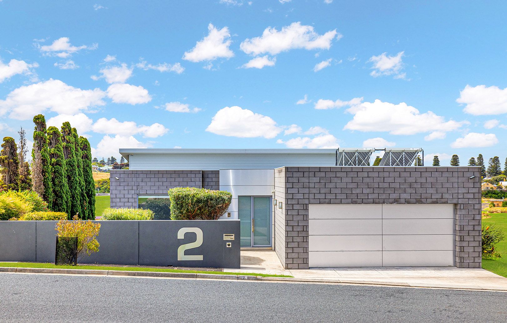 4 bedrooms House in 2 Cramond Street WARRNAMBOOL VIC, 3280