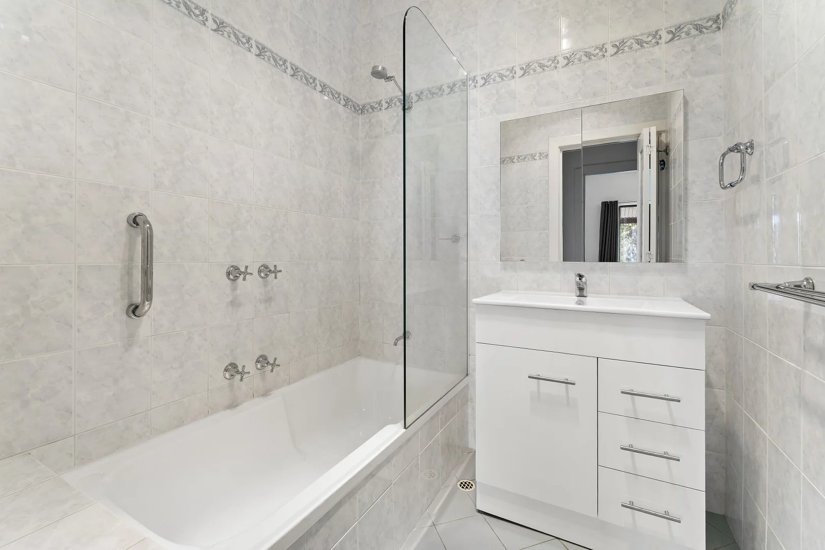 Additional image 3 of 1 Mann Street, Seacliff Park SA 5049