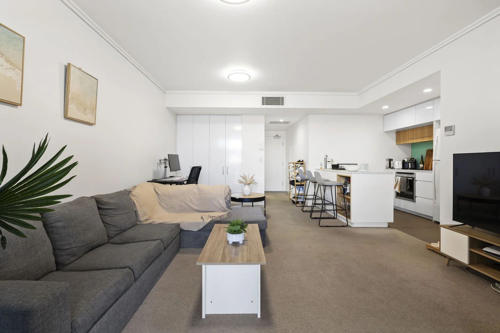 Additional image 3 of 401/113 Commercial Road, Teneriffe QLD 4005