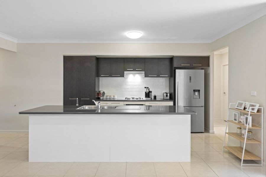 10 Holden Drive, Oran Park NSW 2570, Image 1