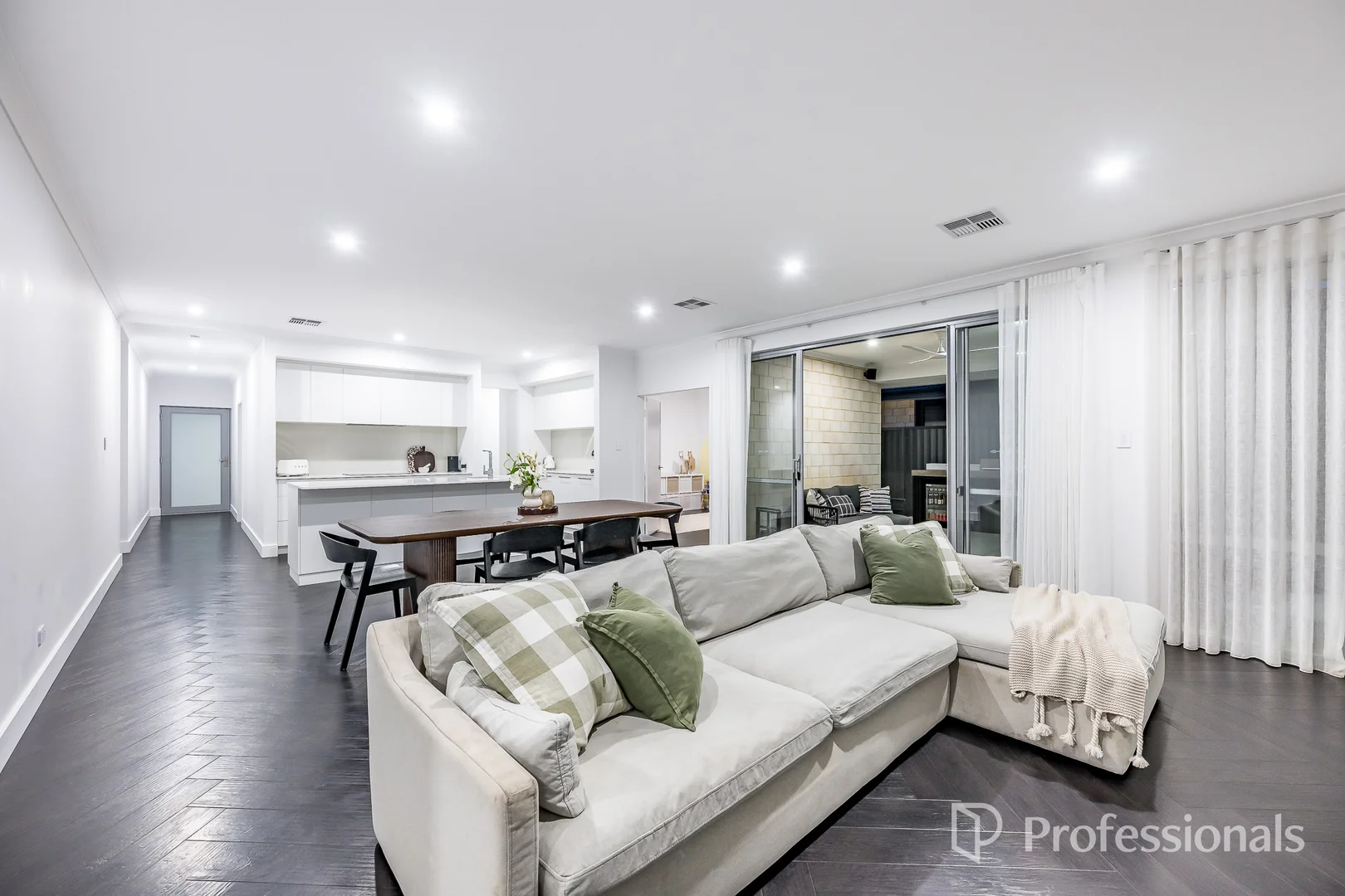 Image 15