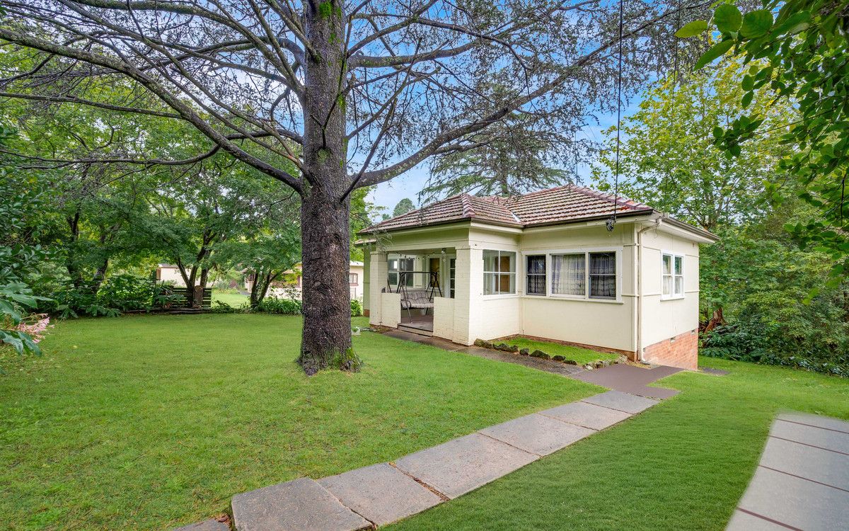 5 Sir Henrys Parade, Faulconbridge NSW 2776, Image 0