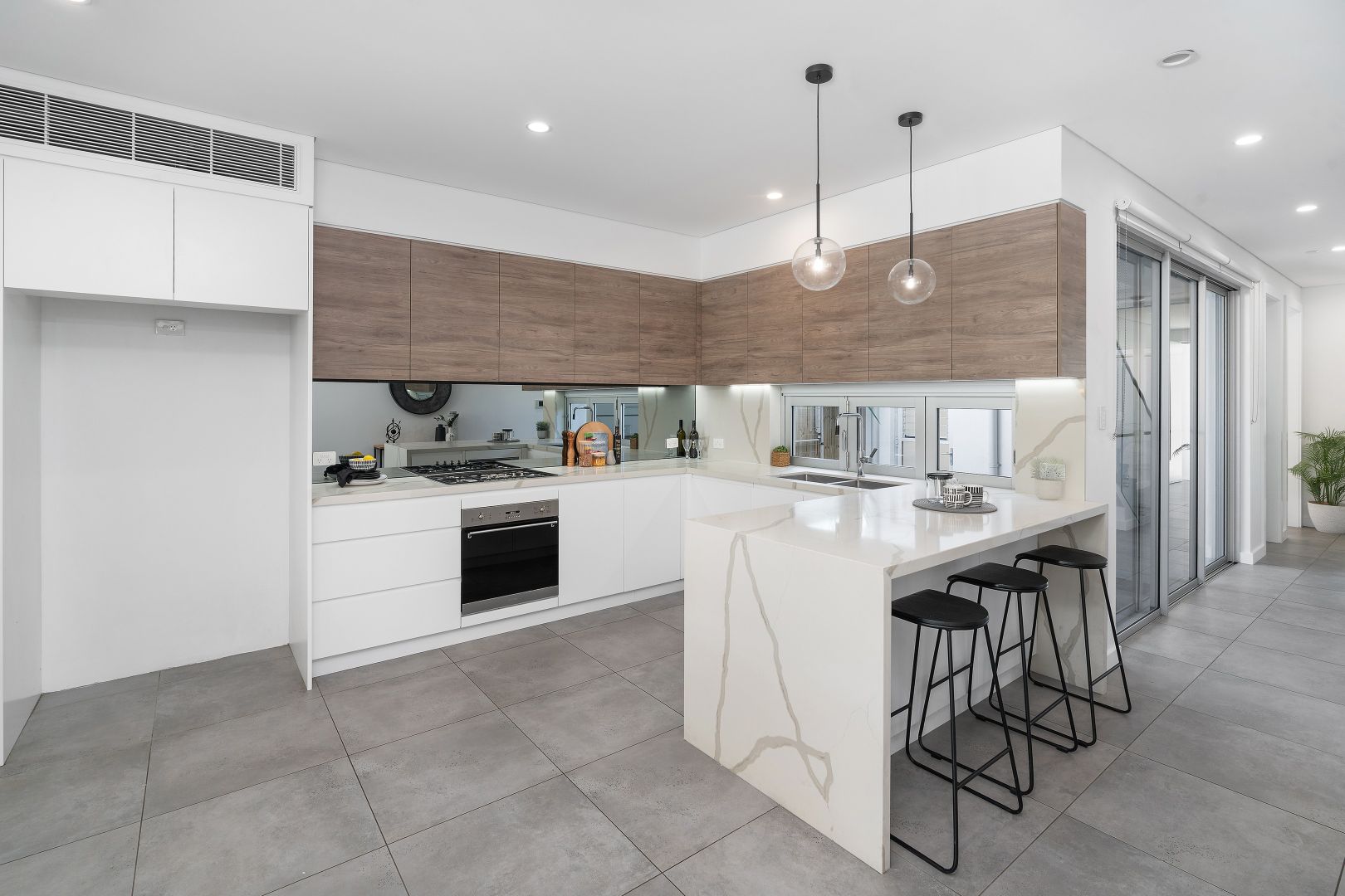 153 Bay Street, Botany NSW 2019, Image 2