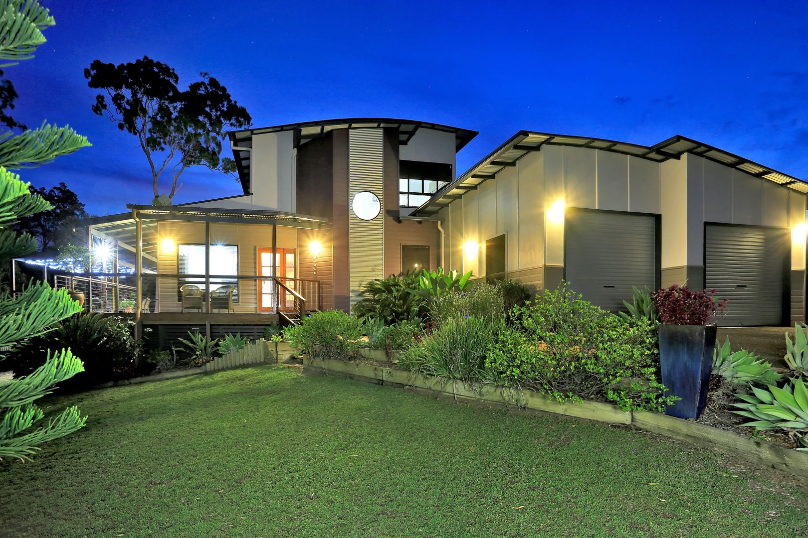 16 Narooma Drive, Branyan QLD 4670, Image 1