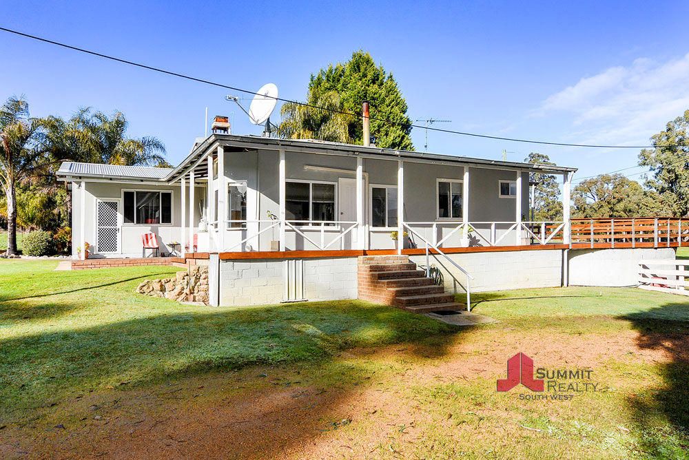 197 Ealing Road, Collie WA 6225, Image 2