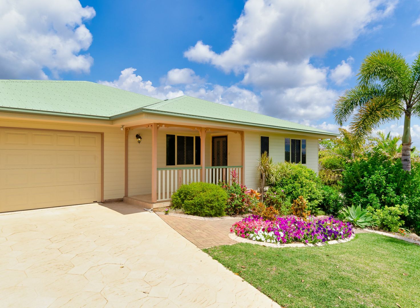 12 Sandringham Close, Telina QLD 4680, Image 2