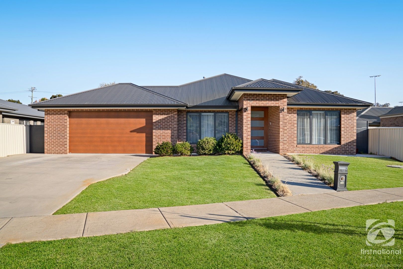 98 Cornwall Avenue, Hamilton Valley NSW 2641, Image 0