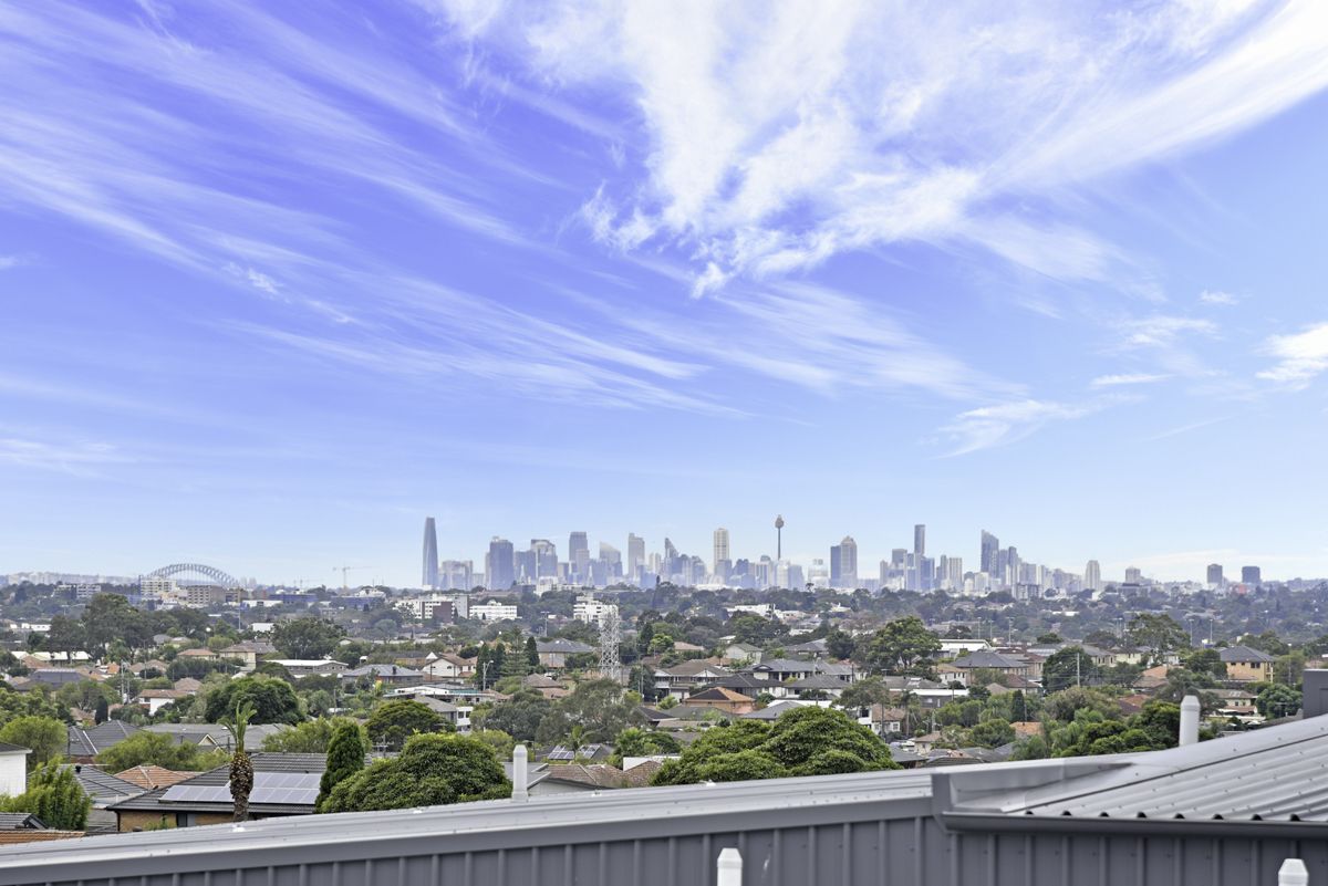 2 bedrooms Apartment / Unit / Flat in B/24 Hillcrest Ave GREENACRE NSW, 2190