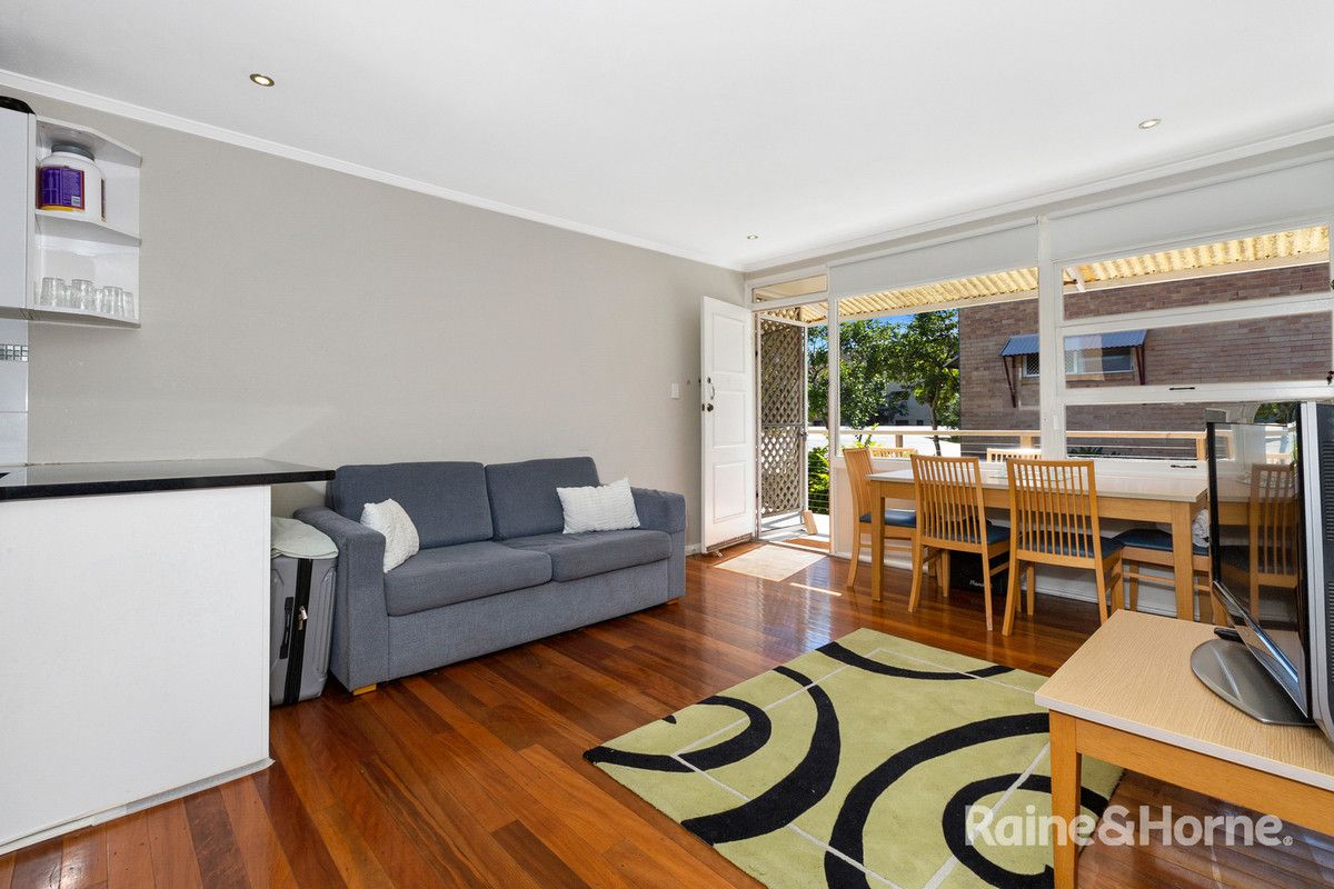 4/11 Lord Street, Coolangatta QLD 4225, Image 2