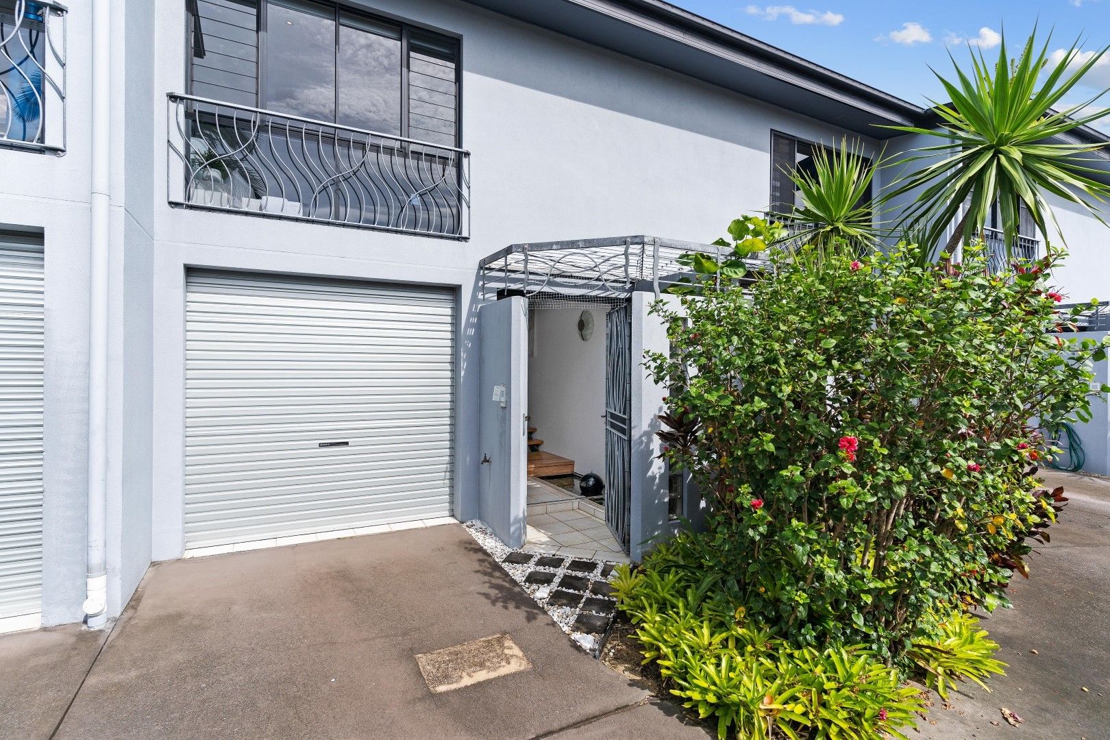 3/22-24 Oyster Court, Trinity Beach QLD 4879, Image 2