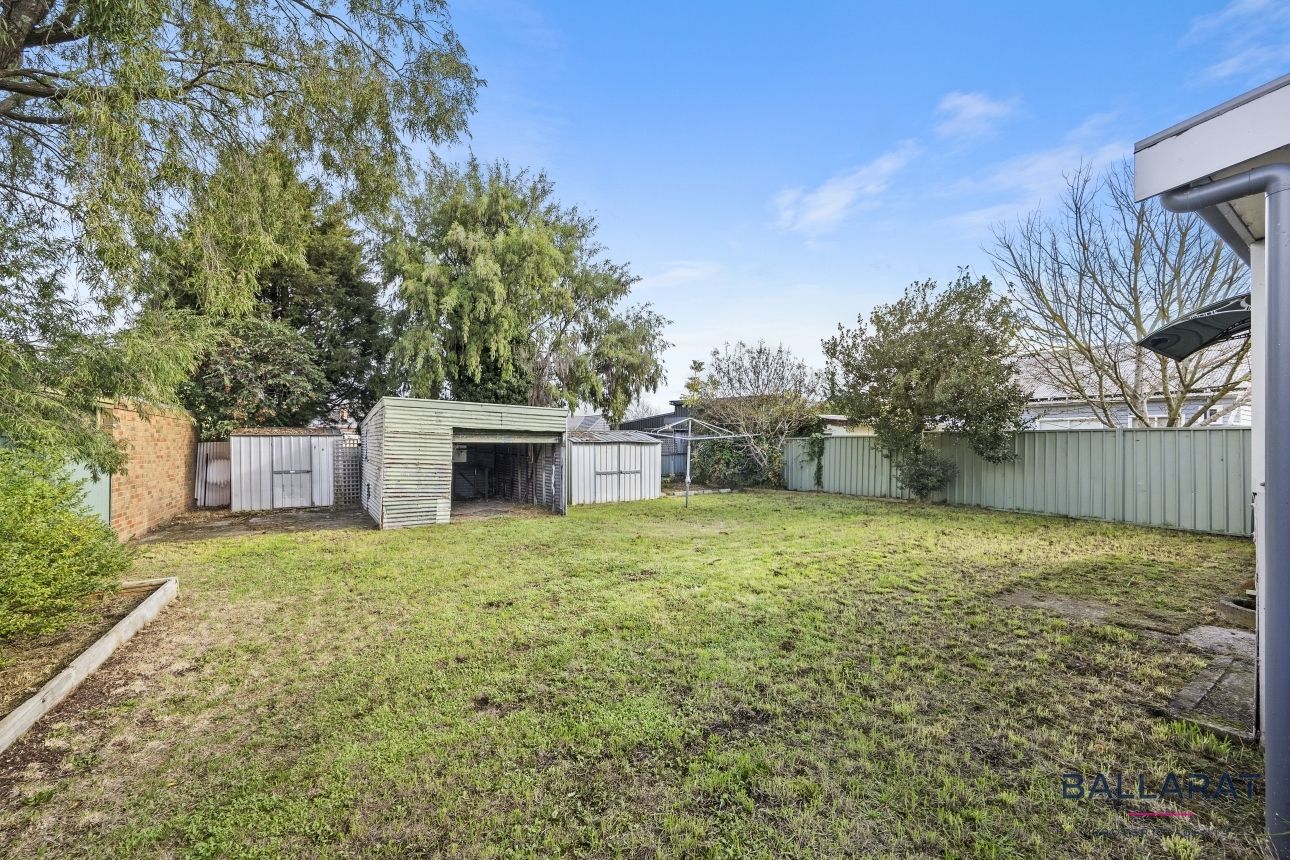 5 Bell St, Redan VIC 3350, Image 2