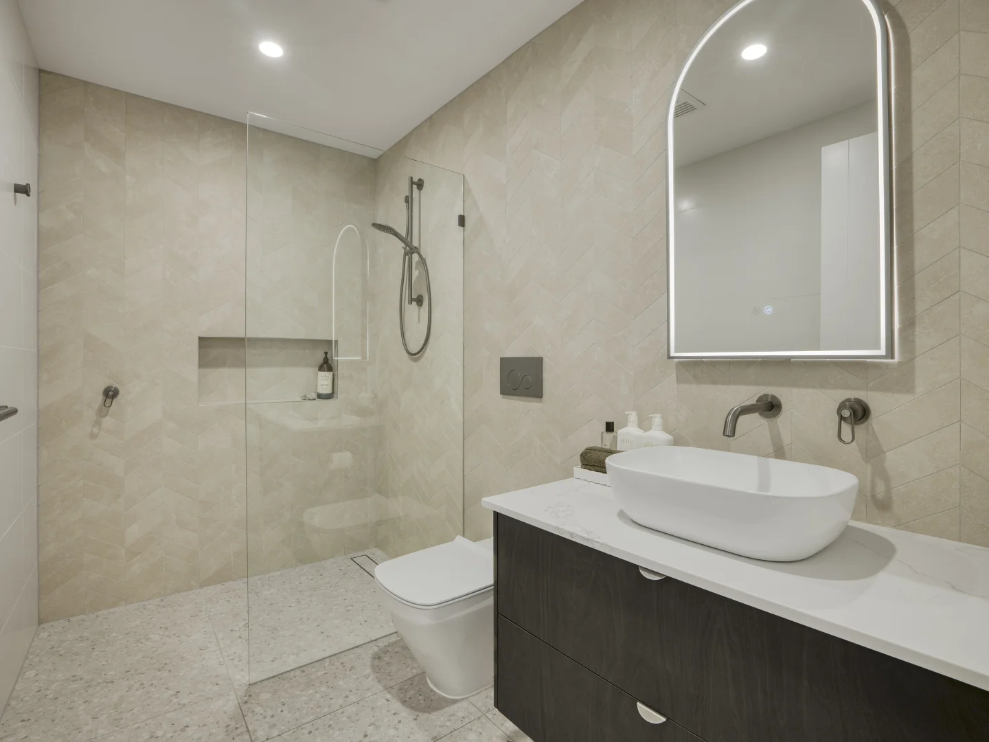 Additional image 23 of 24 Gibraltar Drive, Isle Of Capri QLD 4217