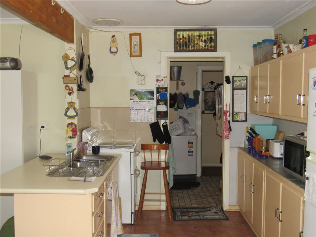 113 Hill Street, Peterborough SA 5422, Image 2