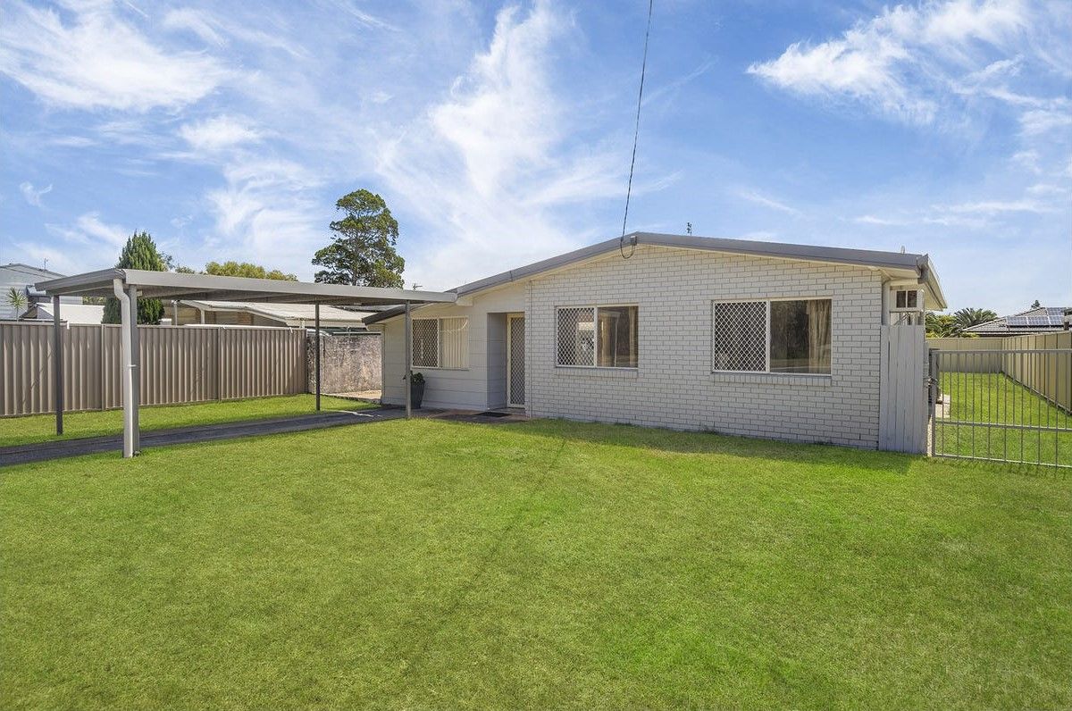 206 Oxley Drive, Coombabah QLD 4216 House For Rent Domain