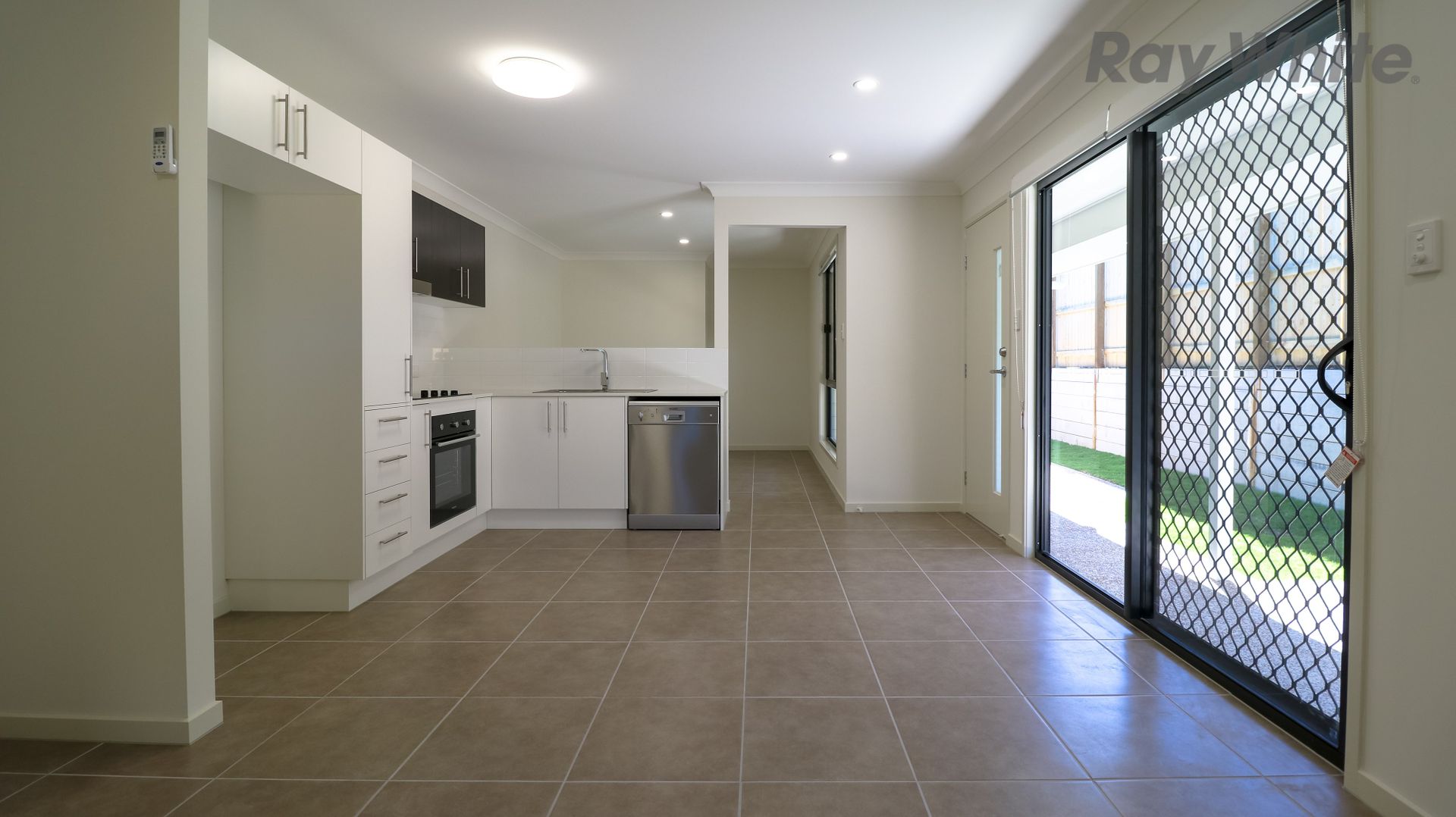 2/51 Br Ted Magee Drive, Collingwood Park QLD 4301, Image 1