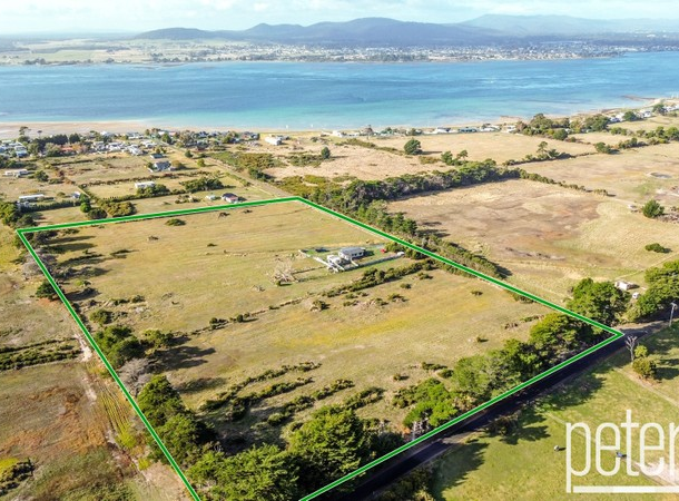 56 New Road, Kelso TAS 7270