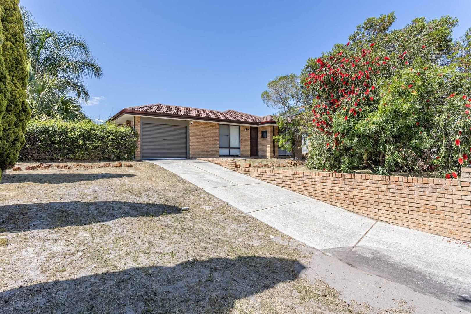 3 bedrooms House in 14 Elsfield Way BASSENDEAN WA, 6054