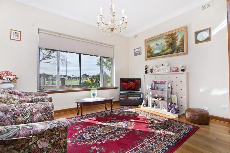 2 Milton Avenue, Plympton Park SA 5038, Image 2