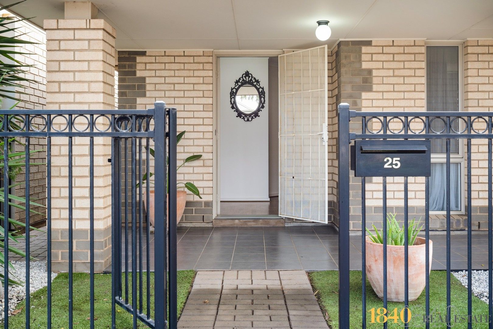 25 Scarlet Avenue, Munno Para SA 5115, Image 1