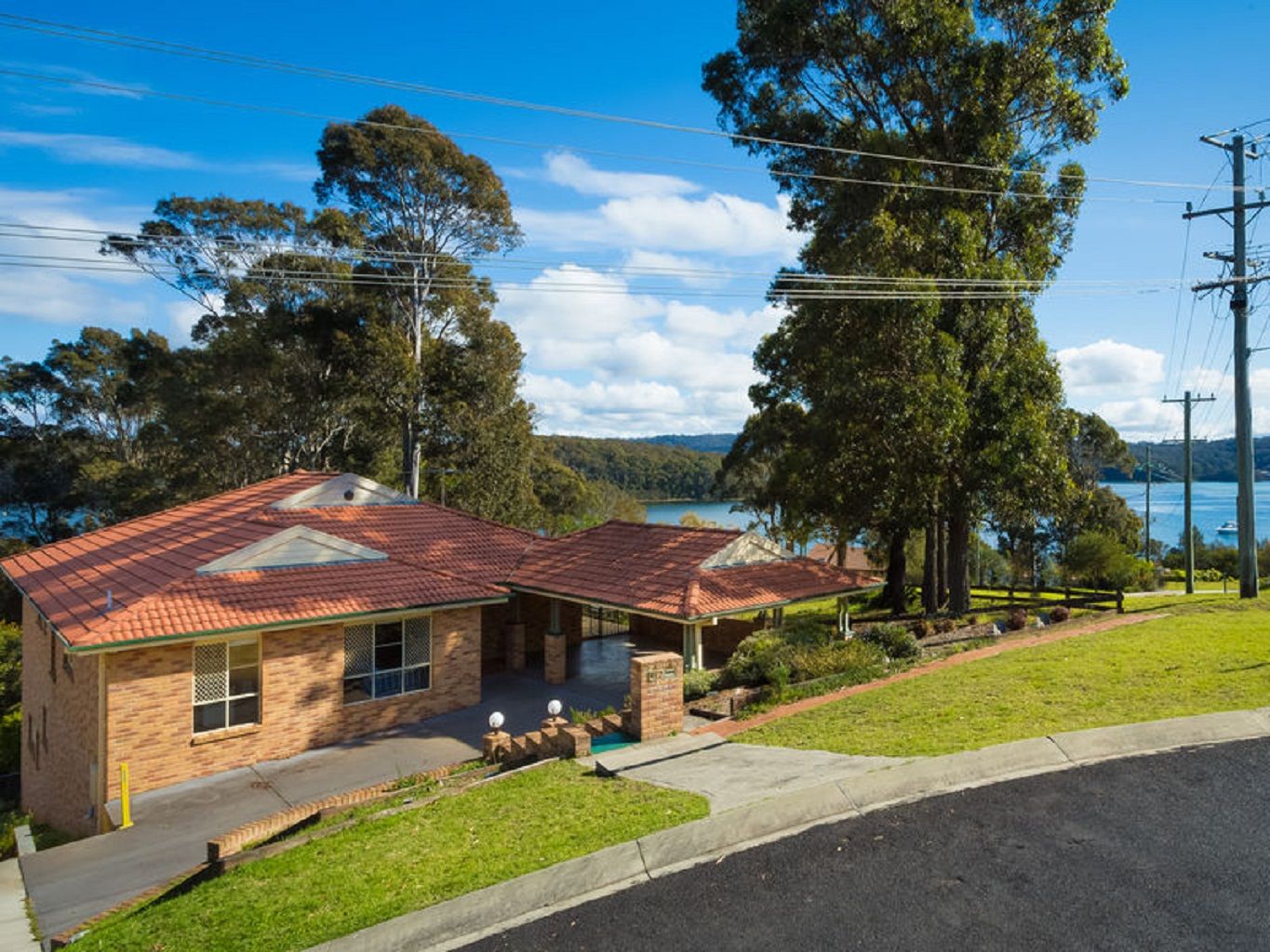 2 Gareth Avenue, Narooma NSW 2546, Image 0