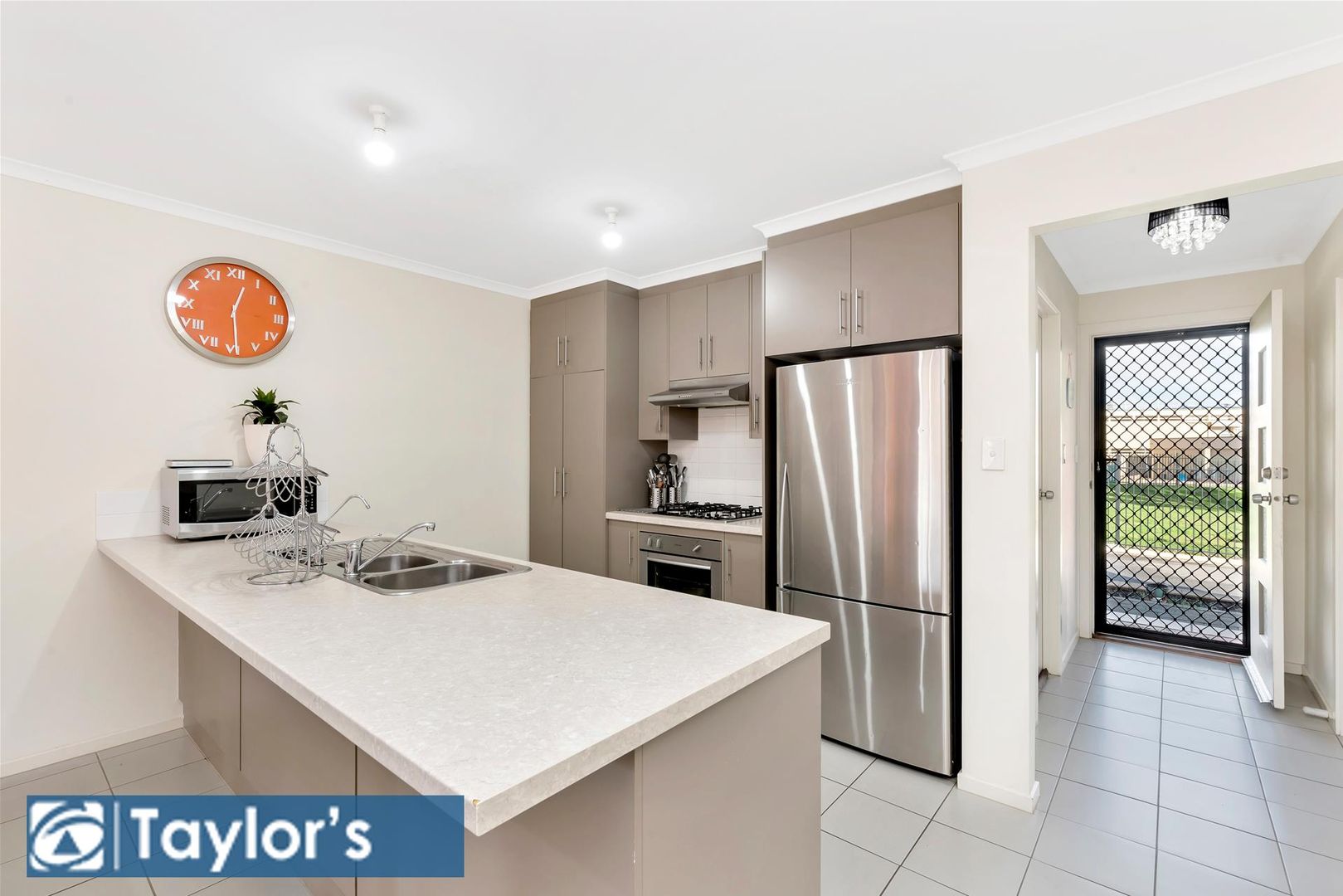 1/21 Strathpine Street, Salisbury East SA 5109, Image 2